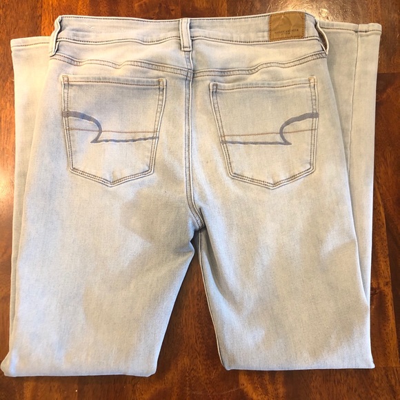 Light Wash American Eagle Skinny Jeans Size 8 - Picture 5 of 5